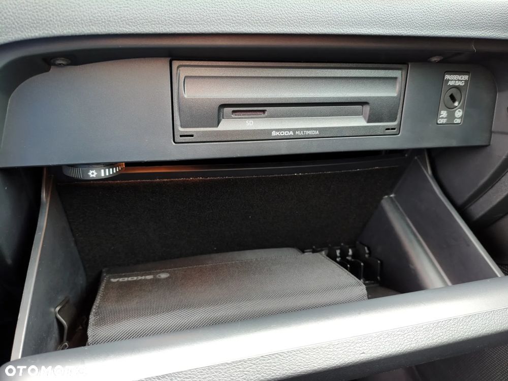Skoda Octavia 1.6 TDI DSG Soleil - 31