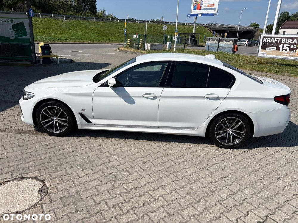 BMW Seria 5 520d xDrive MHEV M Sport sport - 9