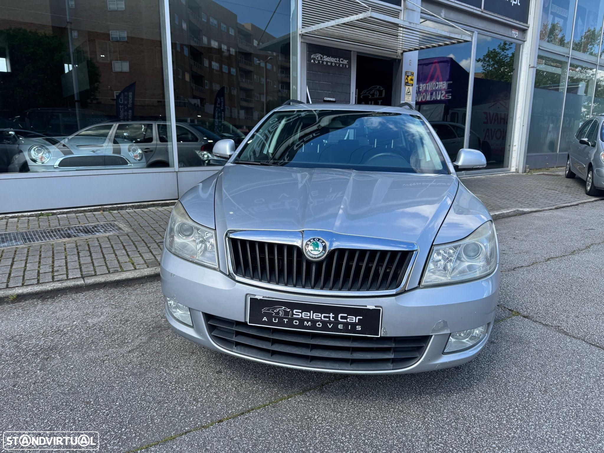 Skoda Octavia Break 1.6 TDi Sportline - 3