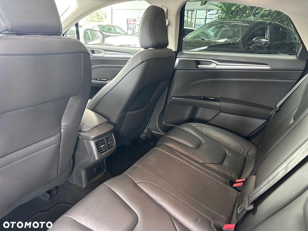 Ford Mondeo 2.0 TDCi STart-Stopp PowerShift-Aut Titanium - 11