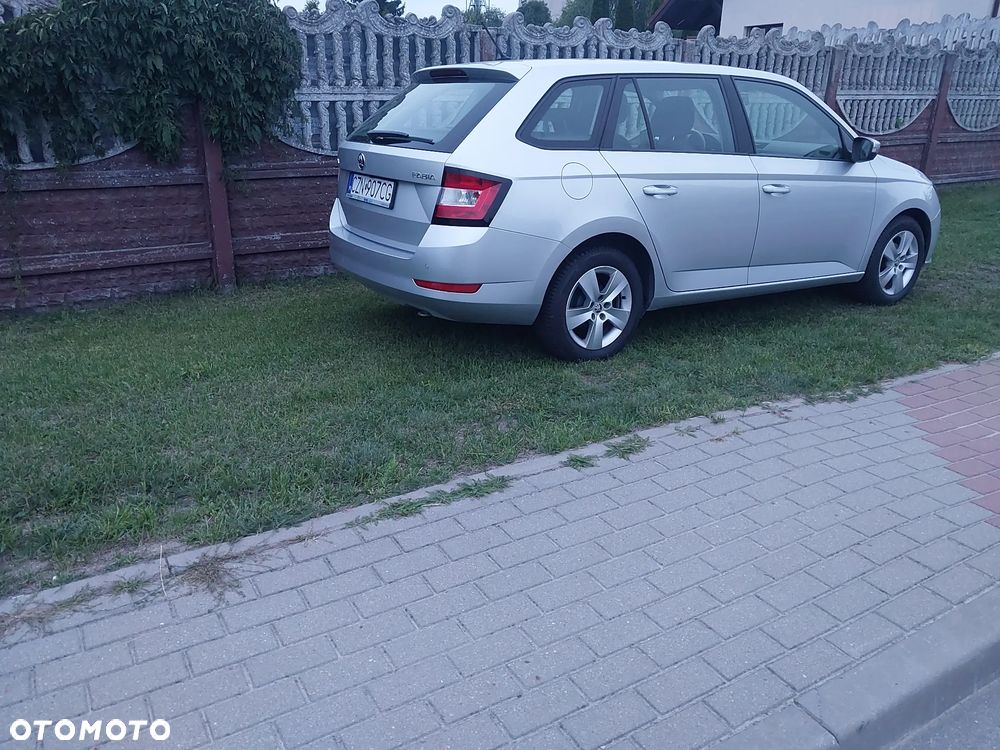 Skoda Fabia 1.0 Ambition - 9