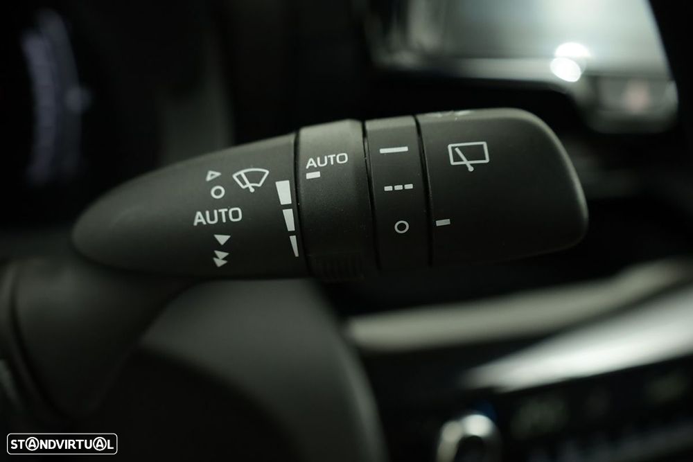 Toyota Yaris Cross 1.5 HDF Comfort - 17