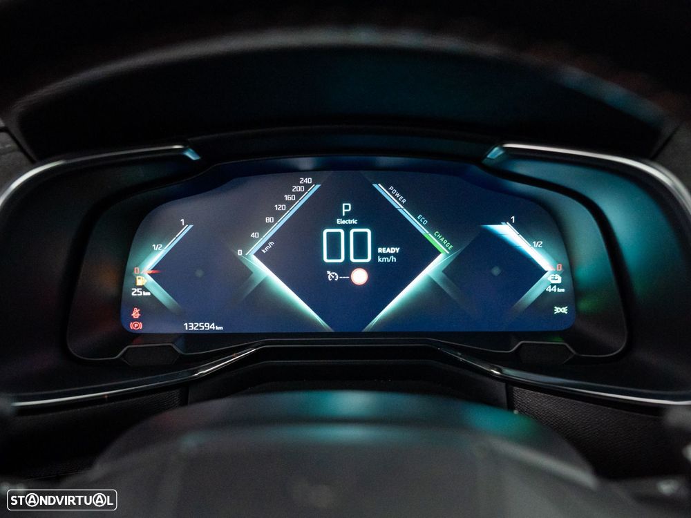 DS DS7 Crossback E-Tense Performance Line EAT8 - 17