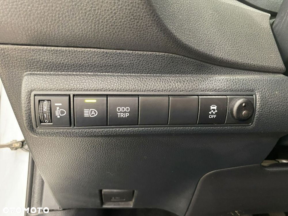 Toyota Corolla - 27