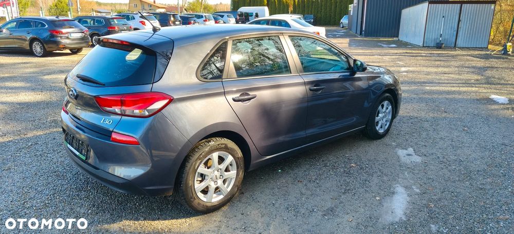 Hyundai i30 1.4 Trend - 6