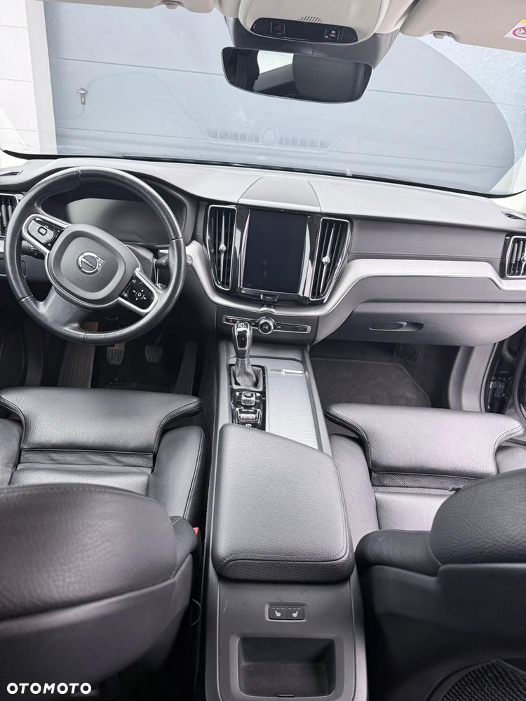 Volvo XC 60 D3 Inscription - 9