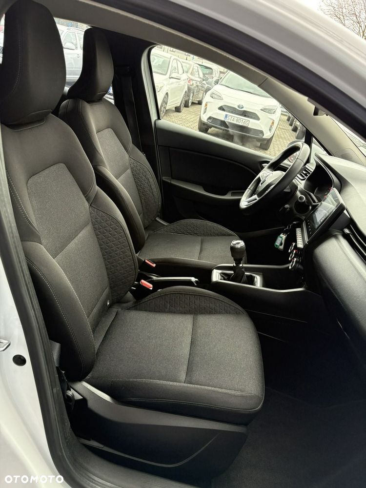 Renault Clio - 11