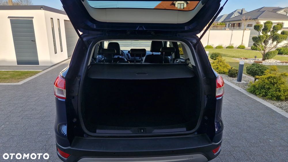 Ford Kuga 1.6 EcoBoost 2x4 Titanium - 33