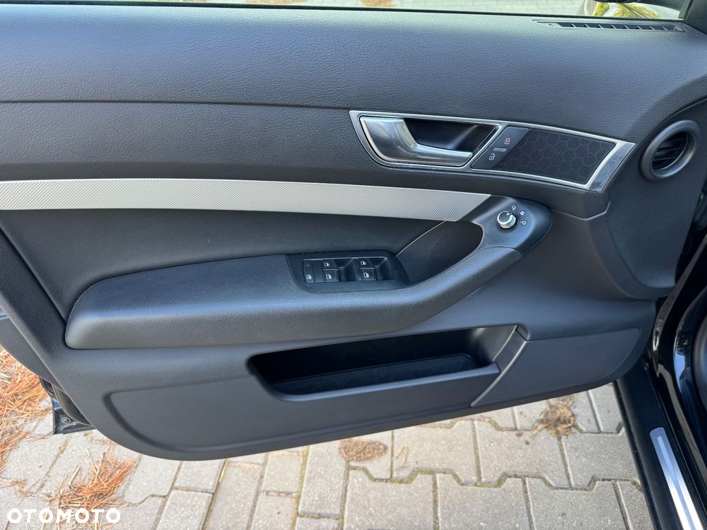 Audi A6 Avant 3.0 TDI DPF quattro - 25
