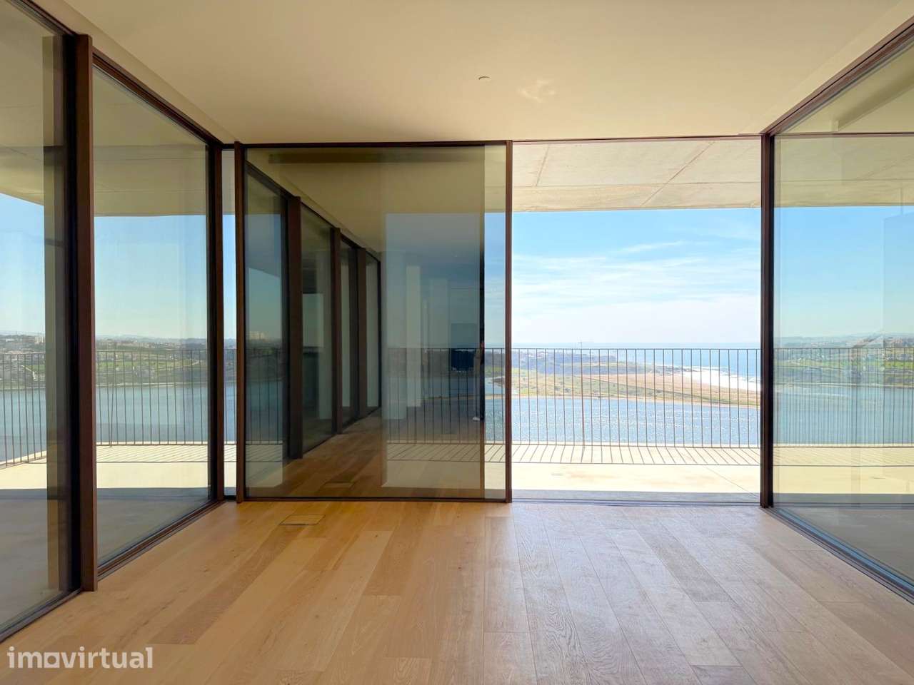 Penthouse T4 com Terraço e Piscina Privada | Foz do Douro - Grande imagem: 4/40