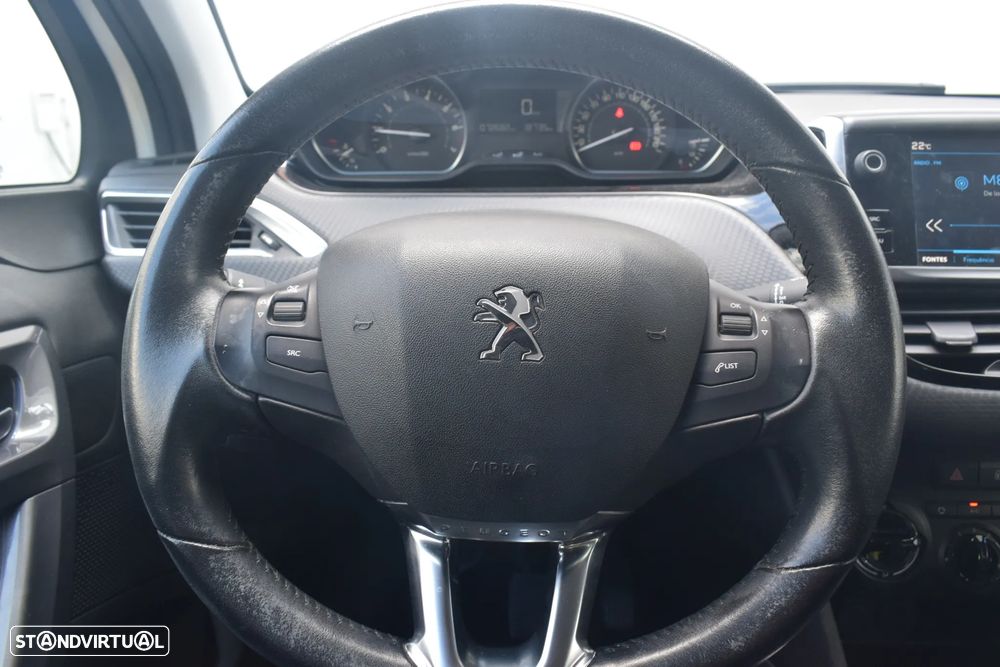Peugeot 2008 1.2 PureTech Style - 9