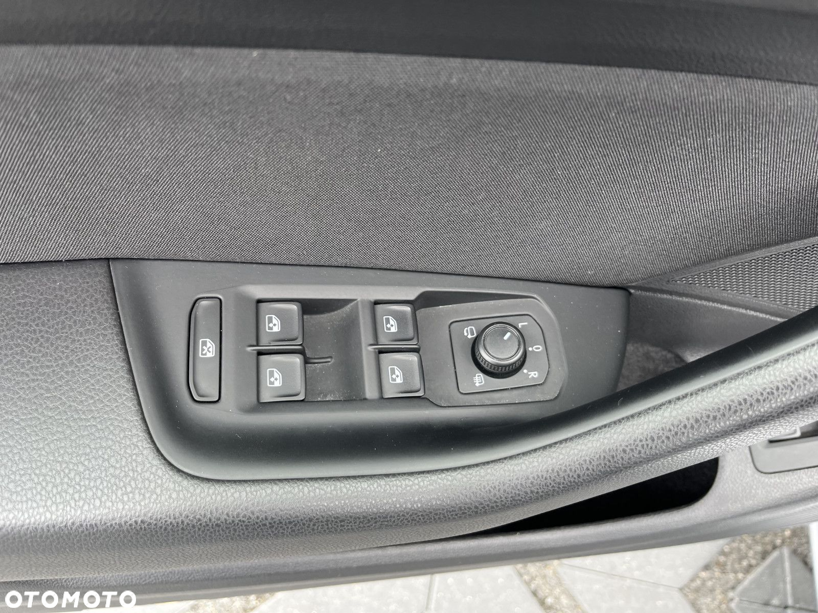 Volkswagen Passat 2.0 TDI EVO Business DSG - 18