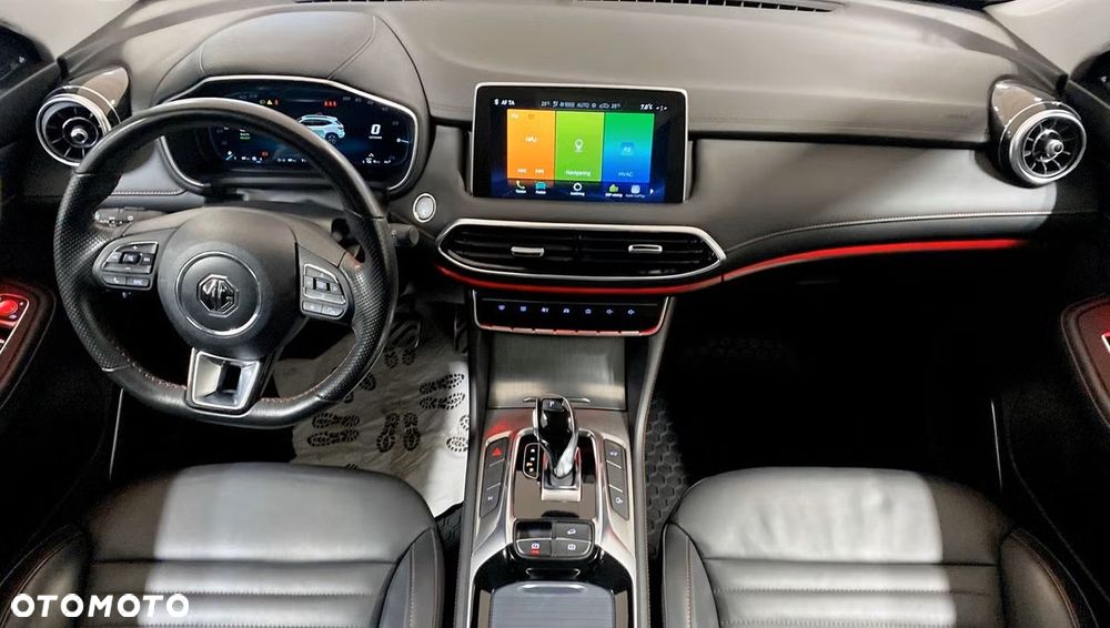 MG EHS Luxury - 9
