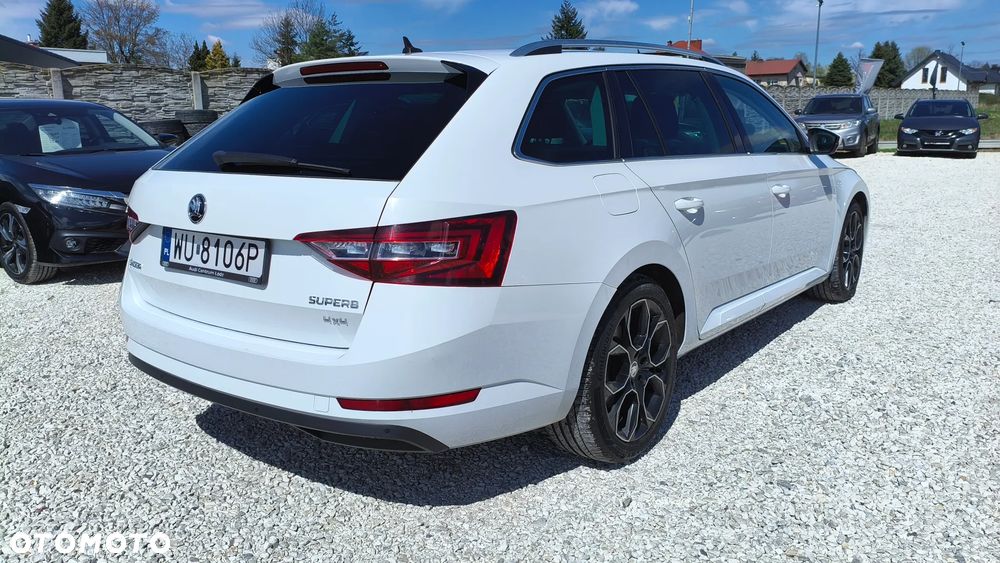 Skoda Superb 2.0 TDI L&K DSG - 3