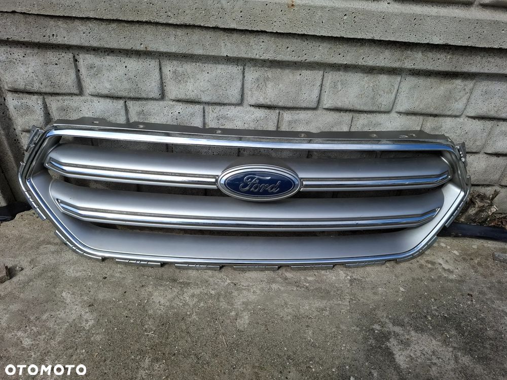 Ford Escape MK2 Lift Gril atrapa przód GJ54 8200 - 1