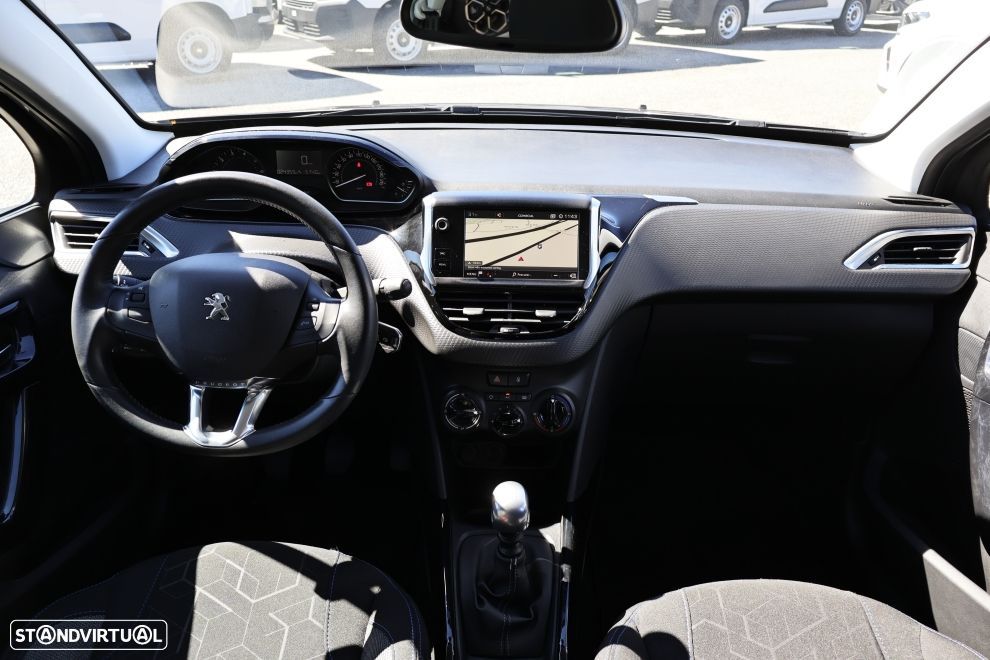 Peugeot 2008 1.2 PureTech Signature - 10