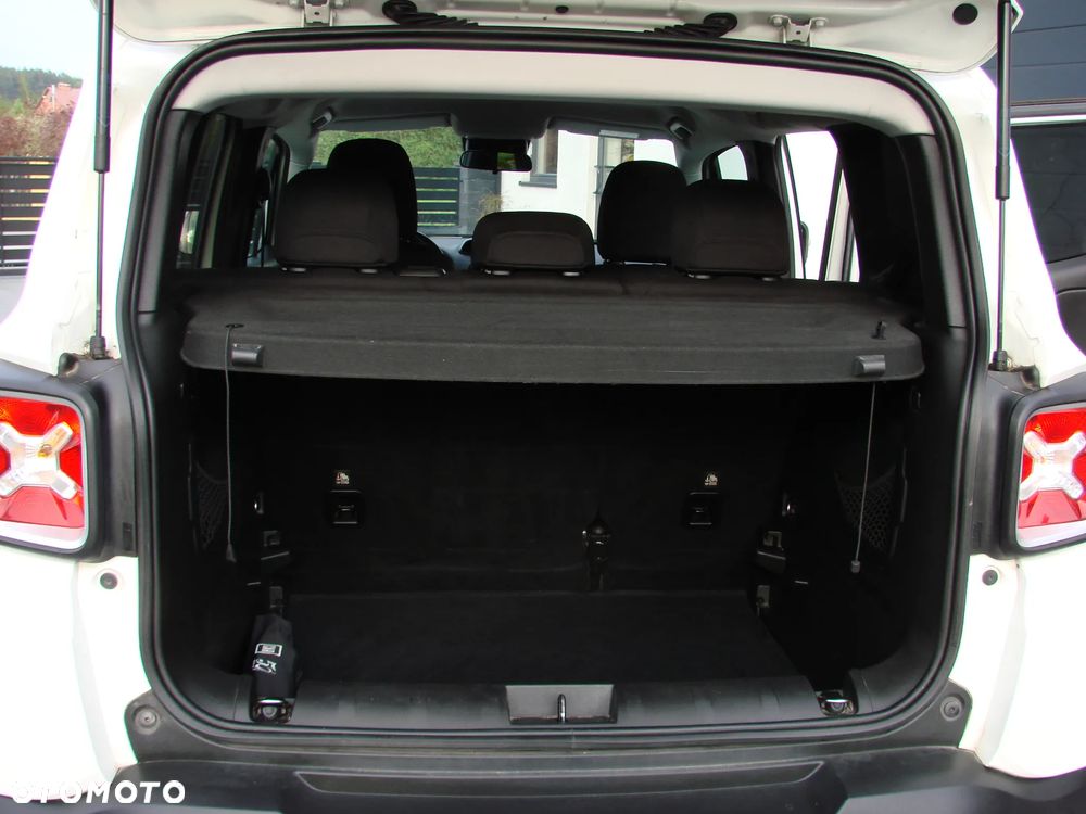 Jeep Renegade - 26