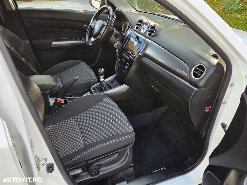 Suzuki Vitara 1.4 Boosterjet Hybrid Allgrip Comfort+ - 17