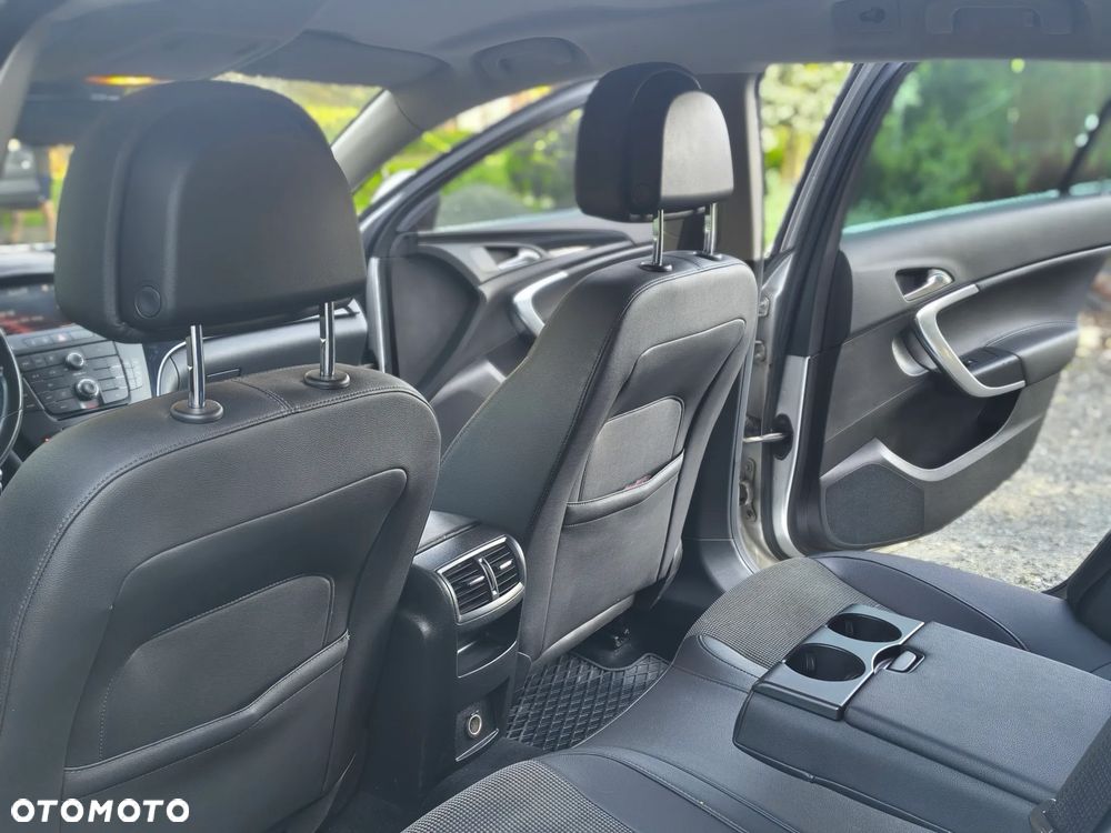 Opel Insignia 2.0 CDTI Cosmo - 9