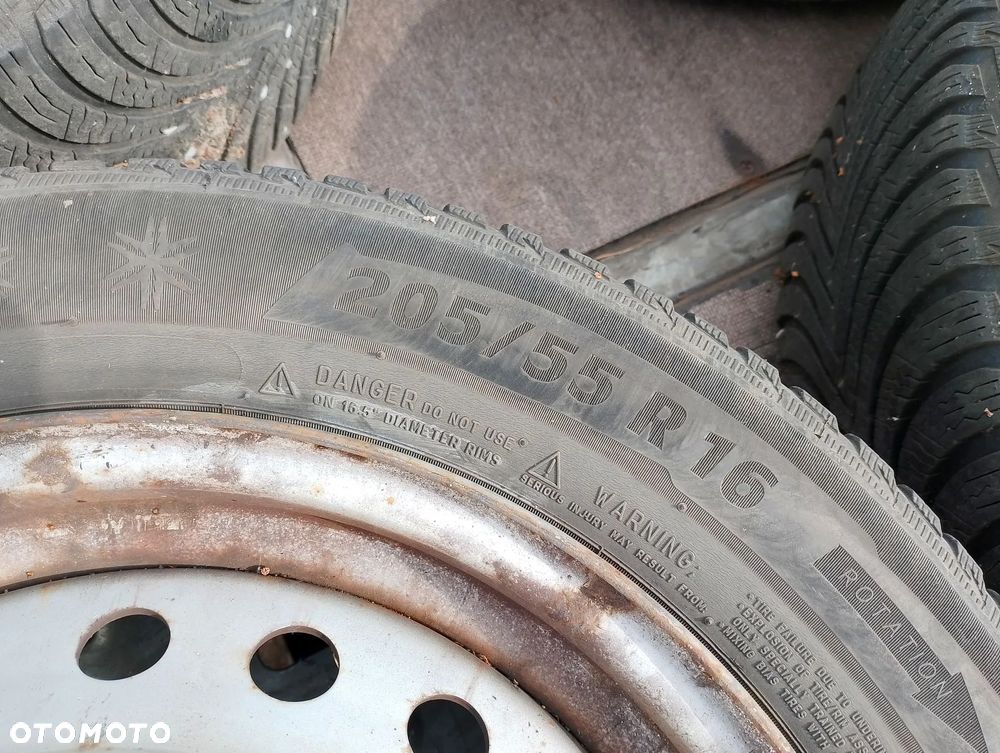 Koła zimowe stalowe 5-7mm Honda Civic FR-V 5x114,3 205/55/16 Michelin Alpin 5 - 6