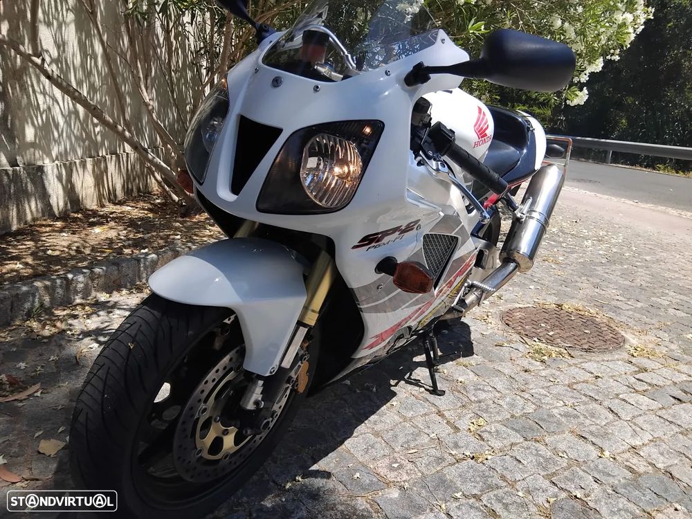 Honda VTR SP02 - 17