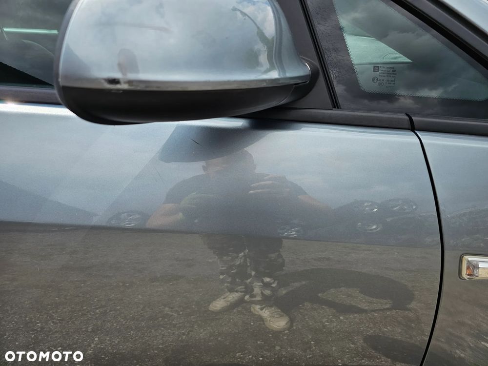 DRZWI PRAWY PRZÓD PRZEDNIE PRAWE OPEL ASTRA J Z179 - 2