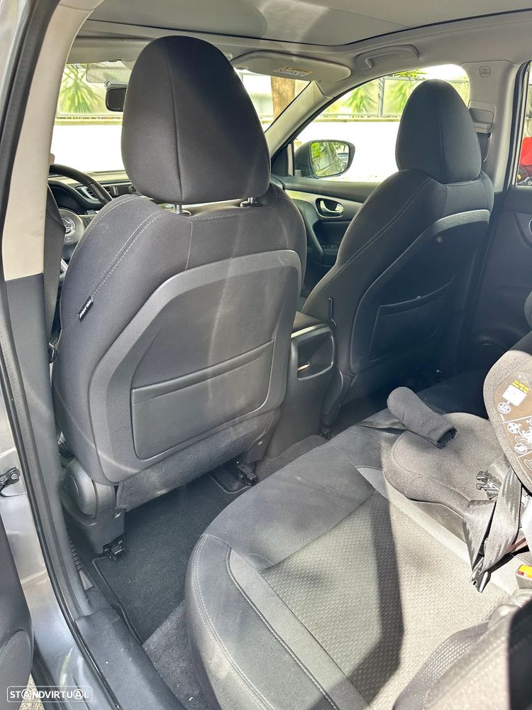Nissan Qashqai 1.2 DIG-T Xtronic N-Connecta - 11