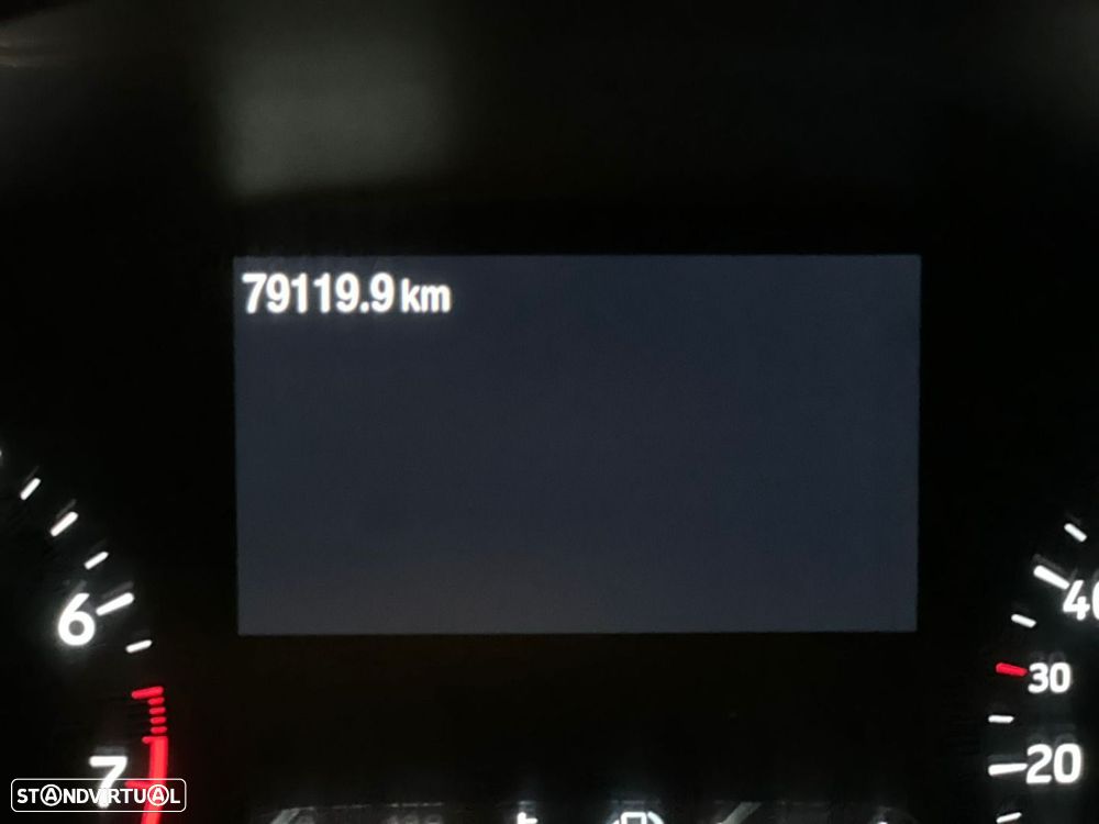 Ford Focus 1.0 EcoBoost MHEV ST-Line - 29