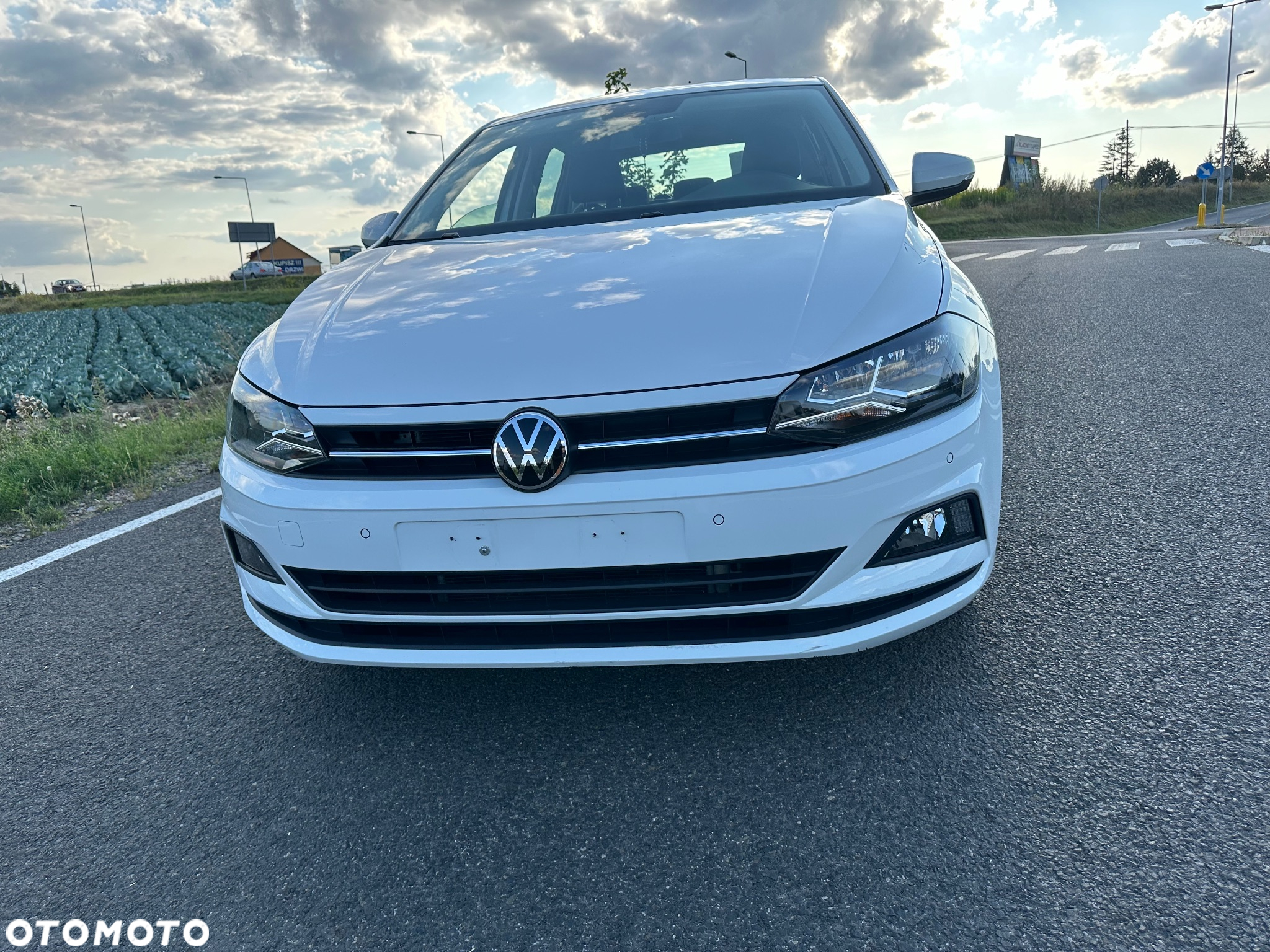 Volkswagen Polo - 11