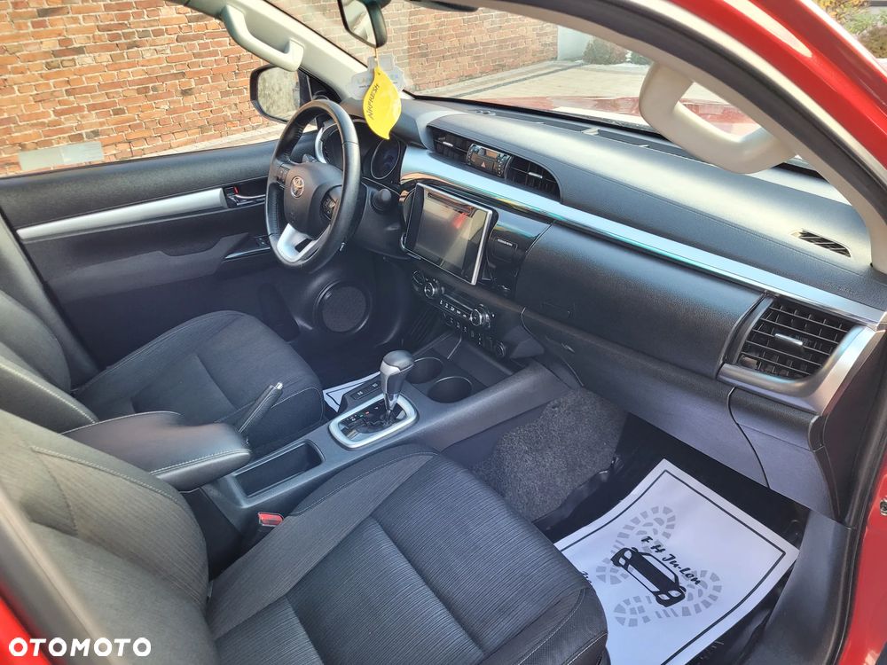 Toyota Hilux 2.4 D-4D Double Cab SR5 4x4 - 19