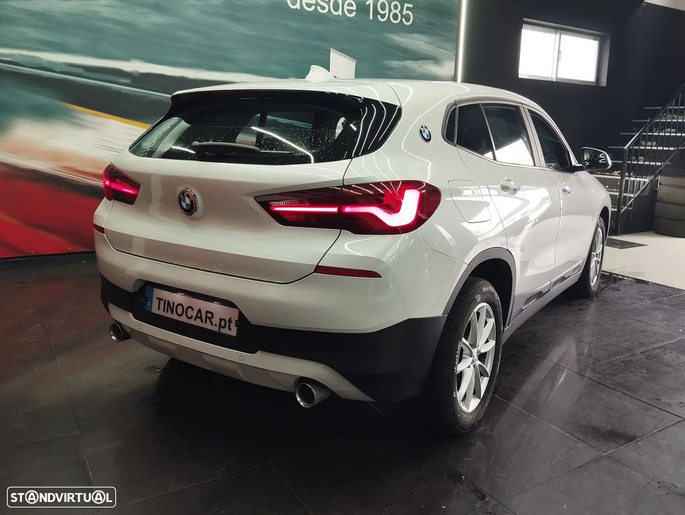 BMW X2 18 d sDrive Auto — fotografia 4