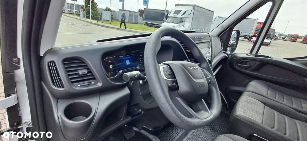 Iveco 35S16BA8 V - 33