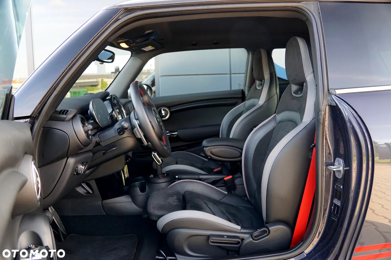MINI John Cooper Works ALL4 sport - 13