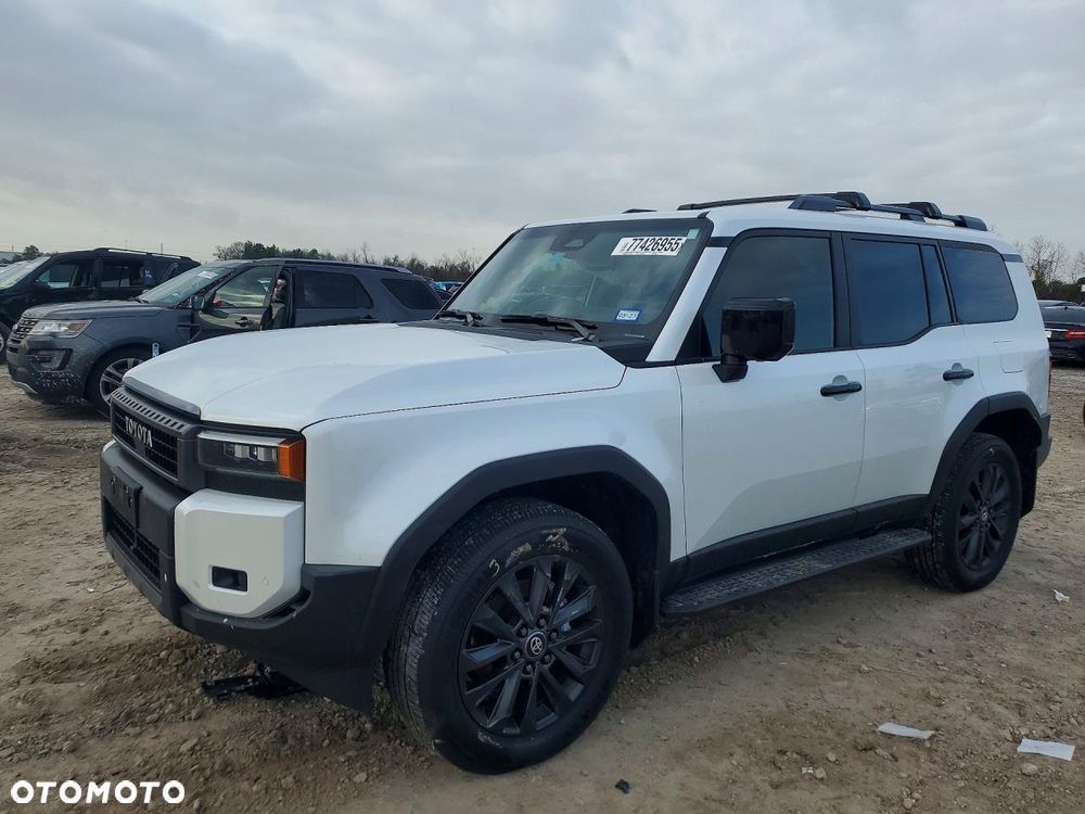 Toyota Land Cruiser - 1