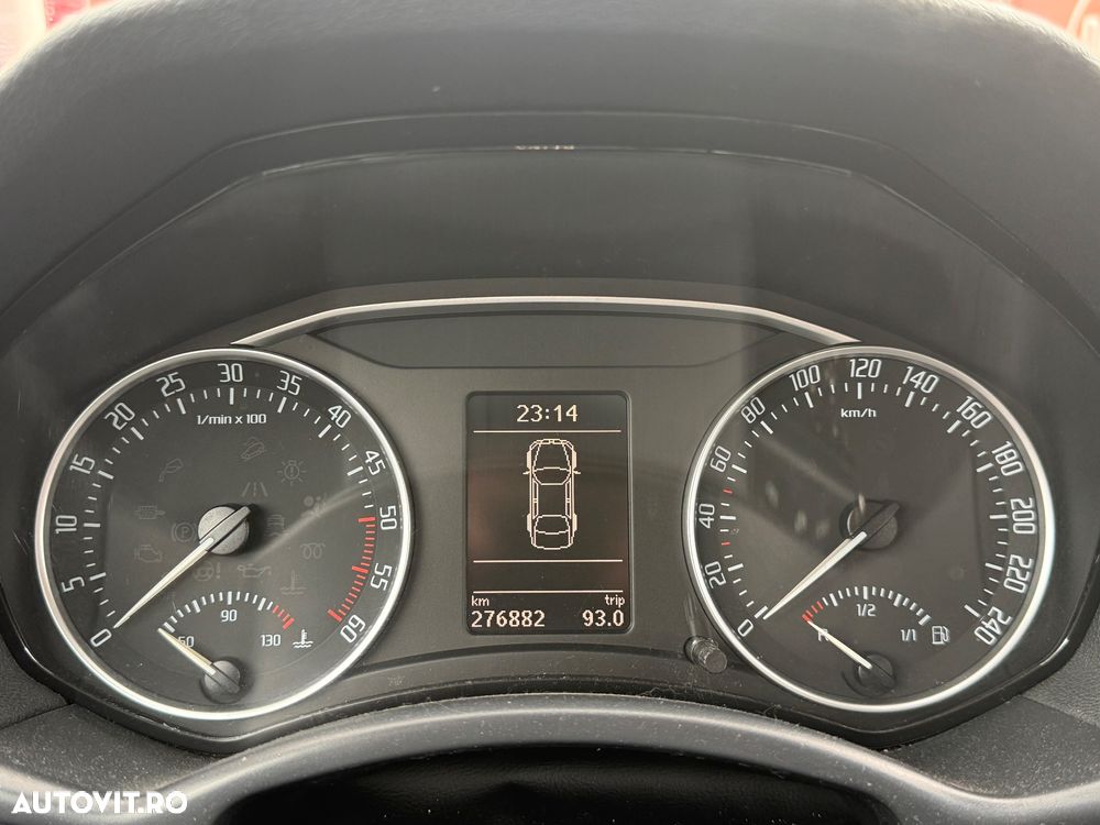 Skoda Octavia 1.6 TDI Ambiente - 2