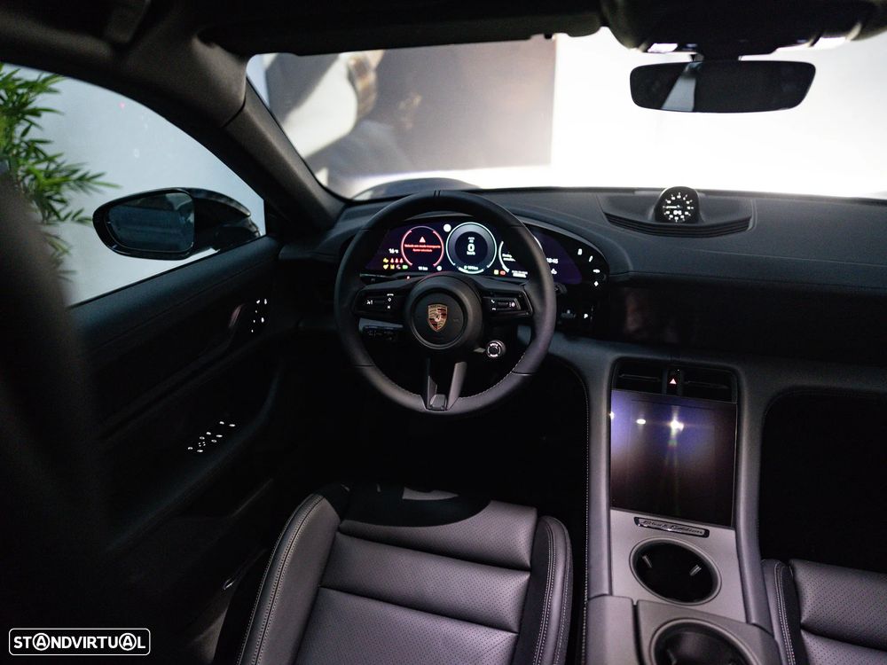 Porsche Taycan Sport Turismo 4S Black Edition - 27