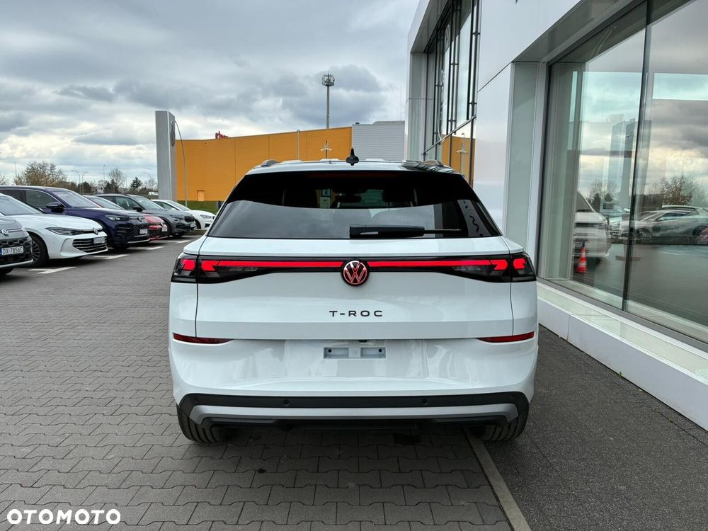 Volkswagen T-Roc - 4