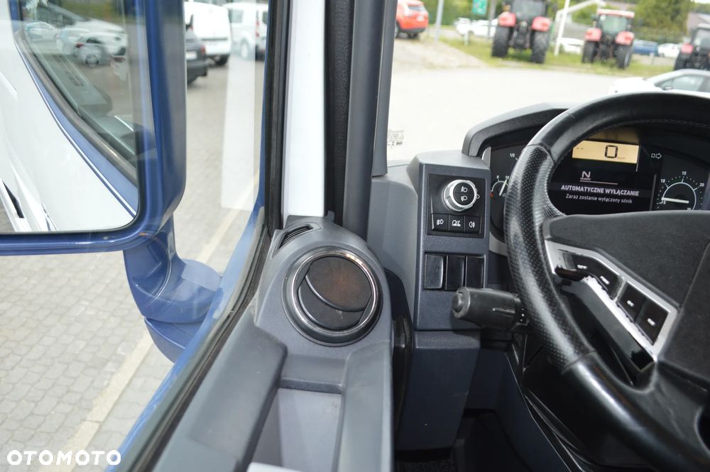 Renault T 520 - 19