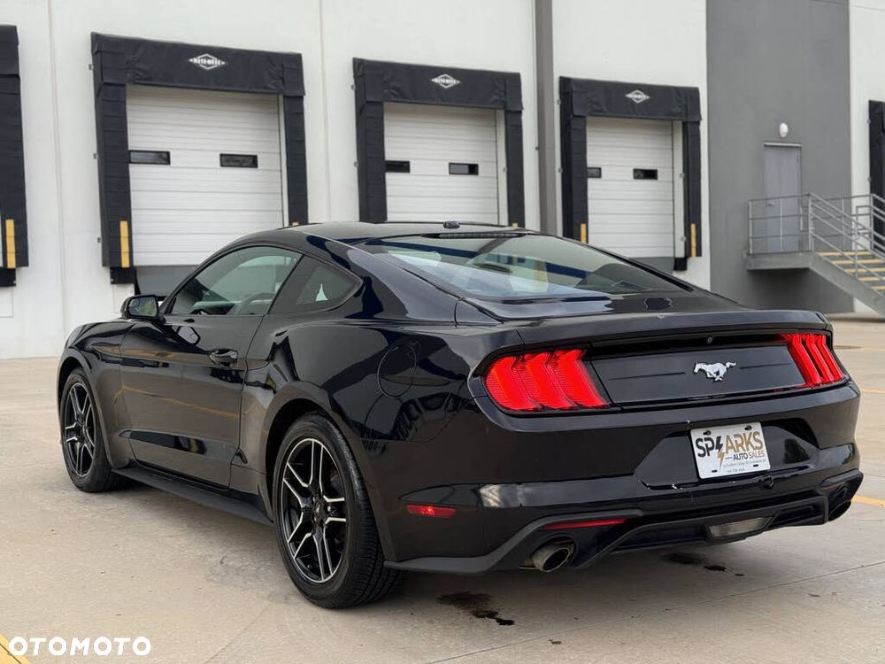 Ford Mustang - 15