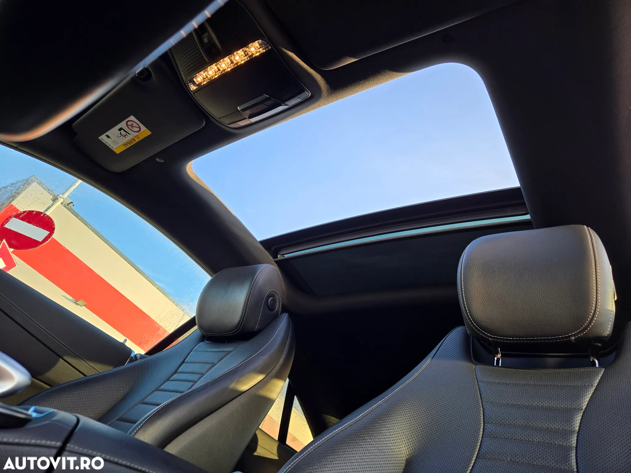 Mercedes-Benz E 350 Coupe 9G-TRONIC AMG Line - 11