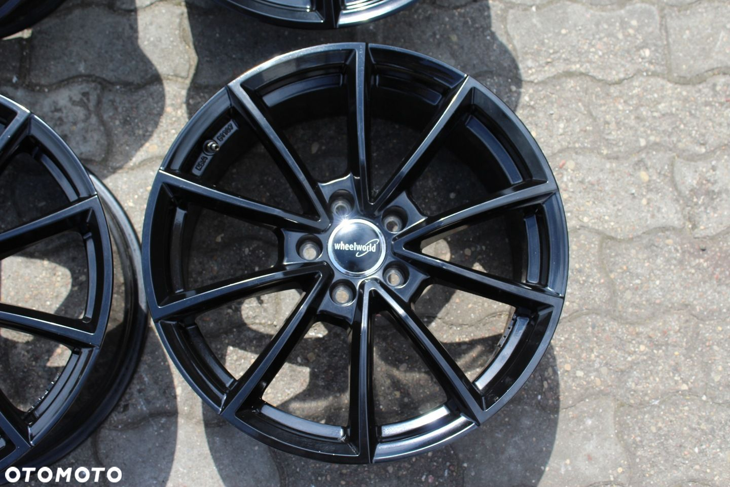 WHEELWORLD 18cali 5x112 ET45 8J AUDI SKODA SEAT VW - 4