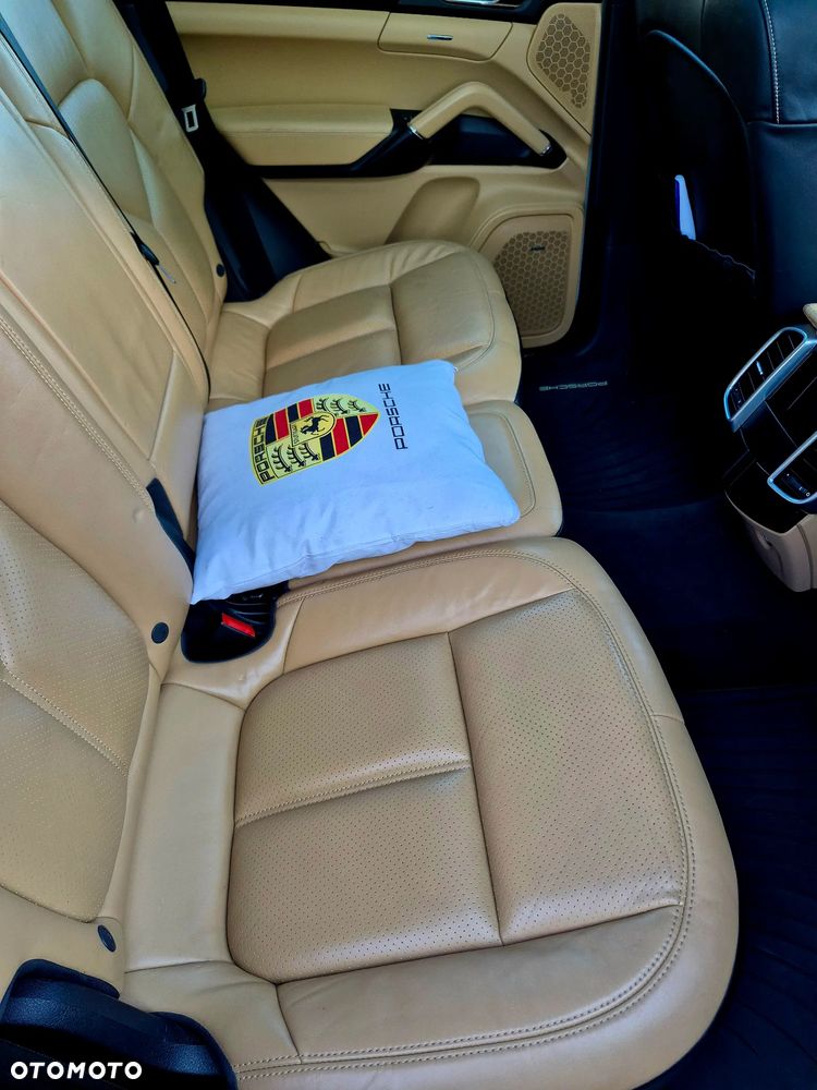 Porsche Cayenne Tiptronic S - 15