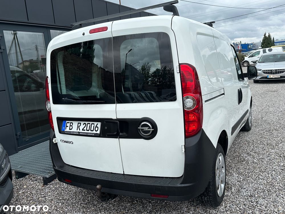 Opel Combo - 11