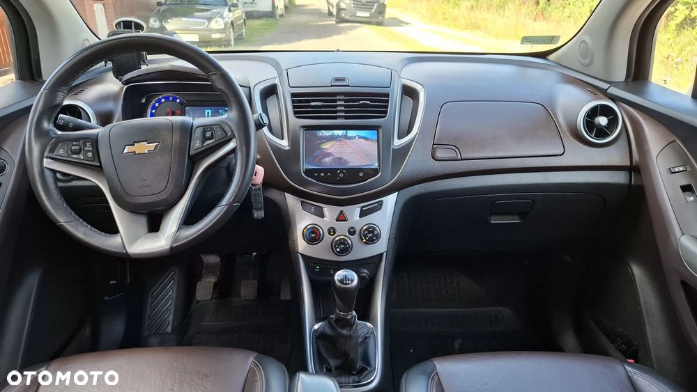 Chevrolet Trax 1.4 T LS - 23
