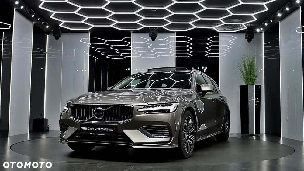 Volvo V60 T6 AWD Geartronic Inscription - 2