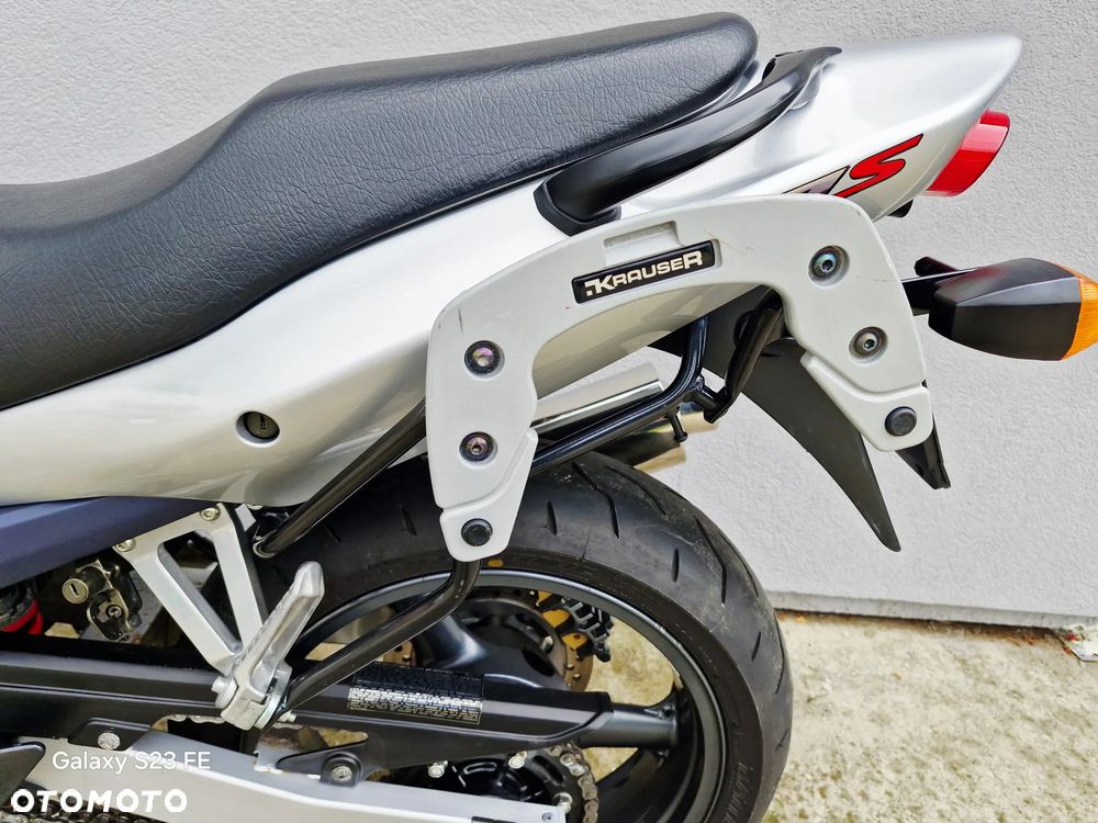 Kawasaki ZR - 23