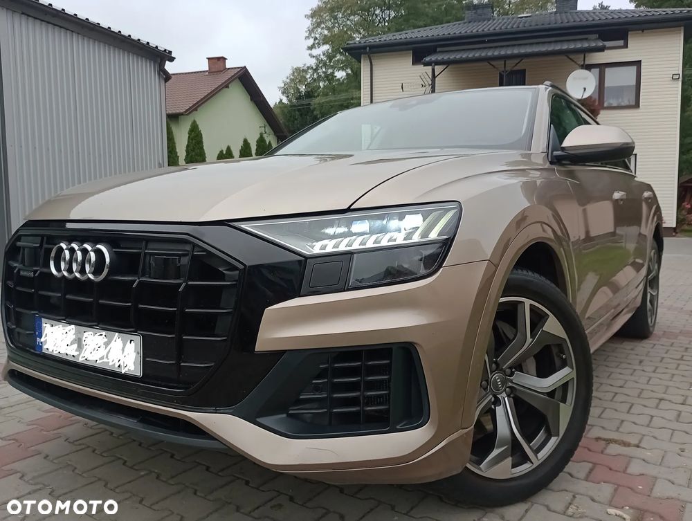Audi Q8 - 25