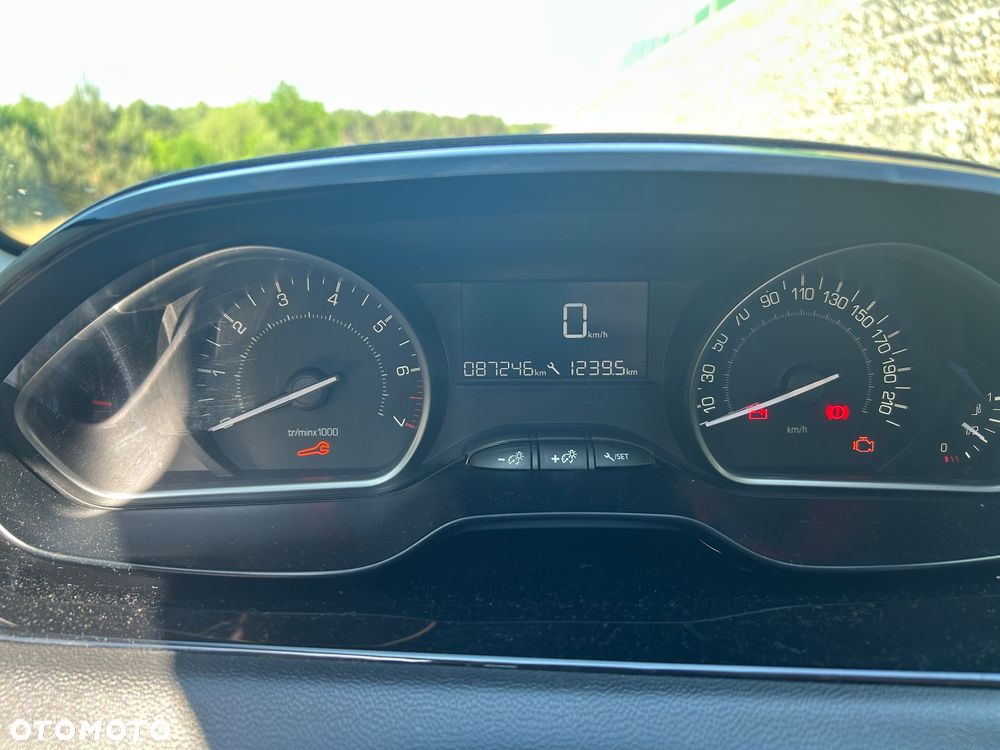 Peugeot 208 1.2 PureTech GPF Active S&S - 3