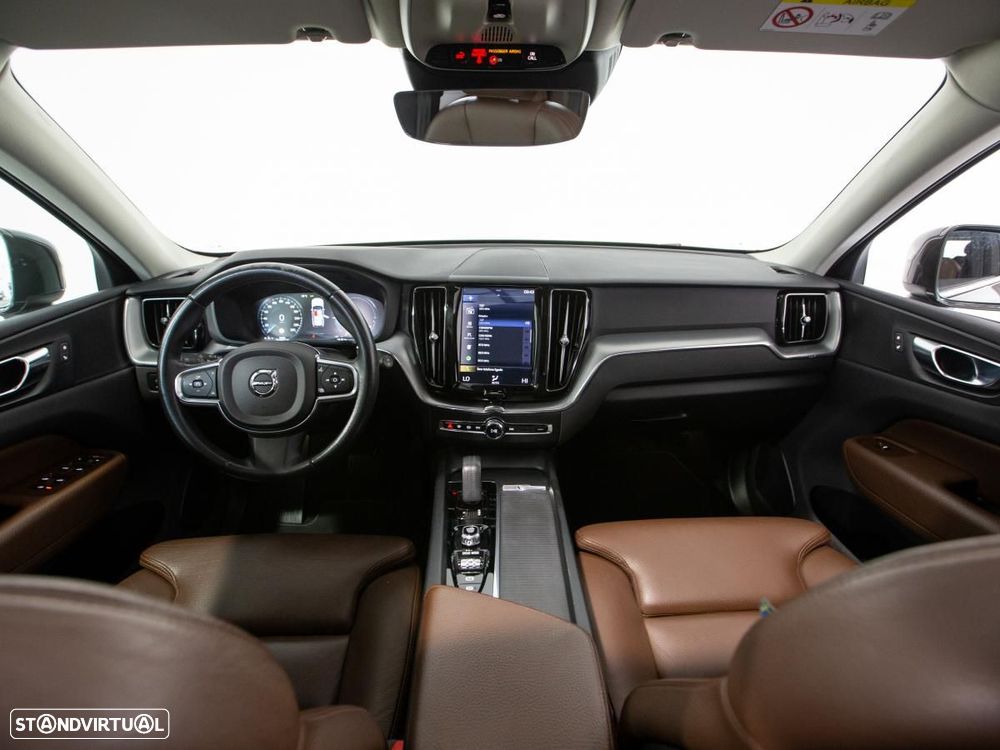 Volvo XC 60 2.0 T8 PHEV Momentum Plus AWD - 6