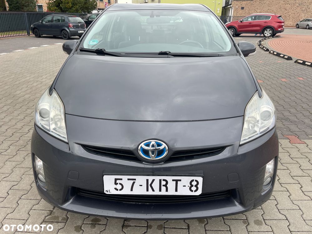 Toyota Prius 1.8 HSD Prestige - 2